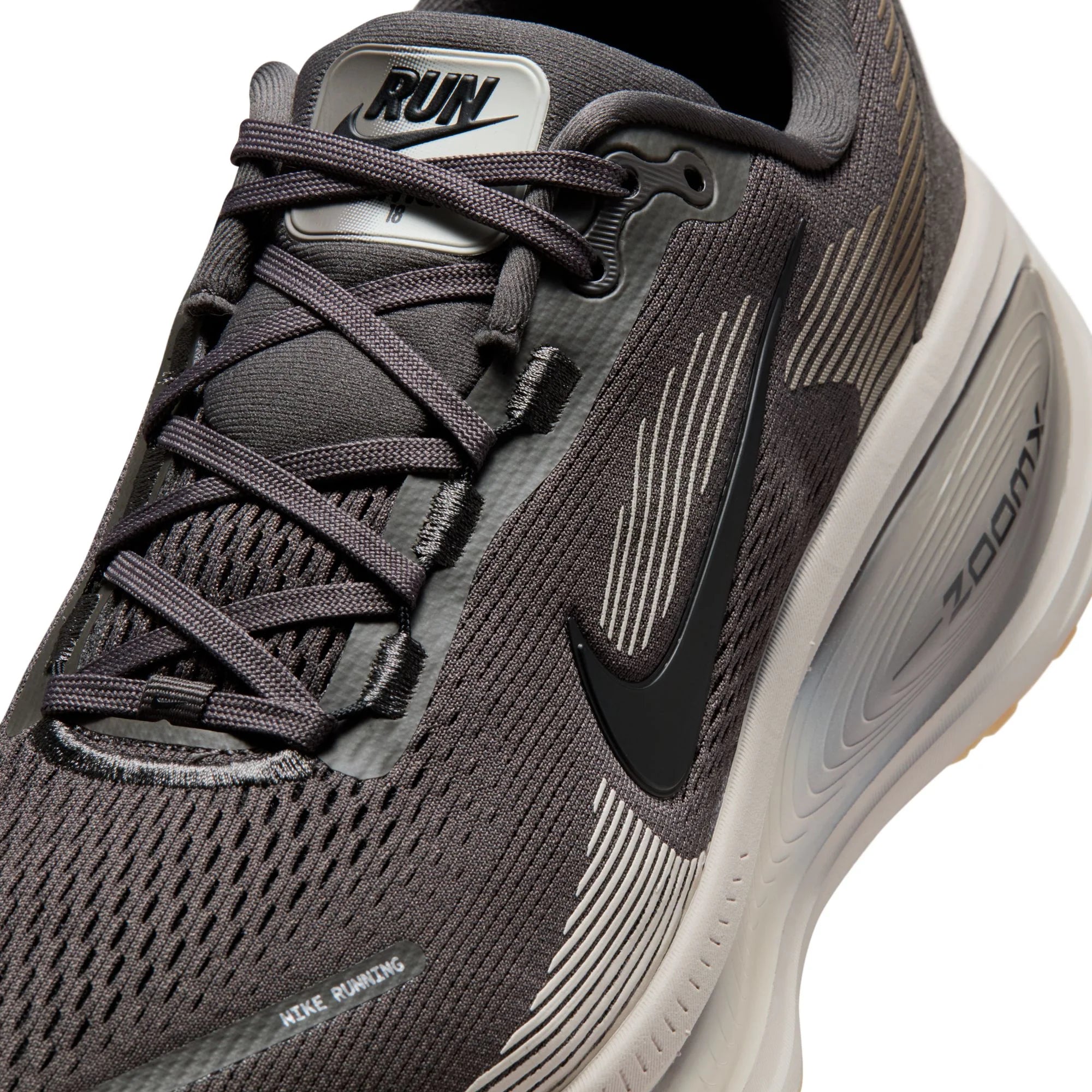 Nike Vomero 18 Mens Shoe