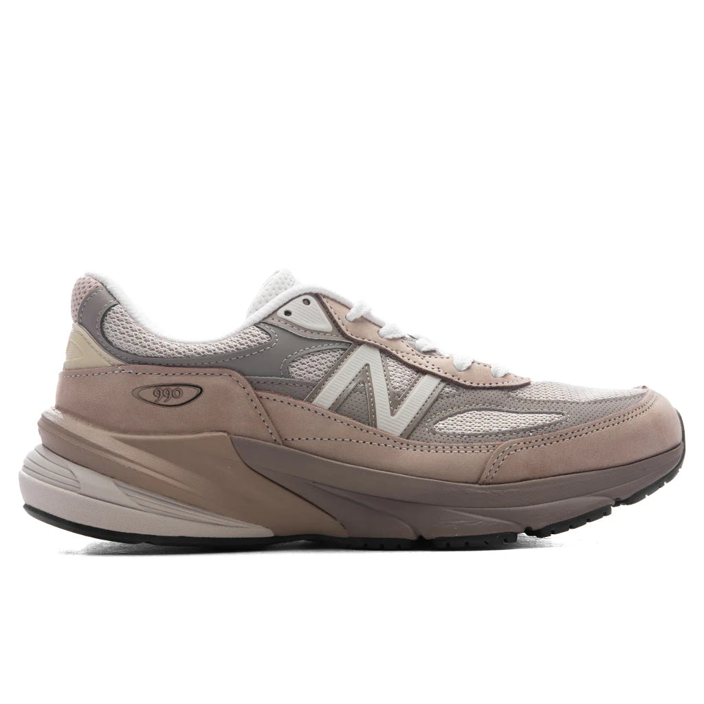 Made in USA 990v6 Driftwood Timberwolf Mushroom