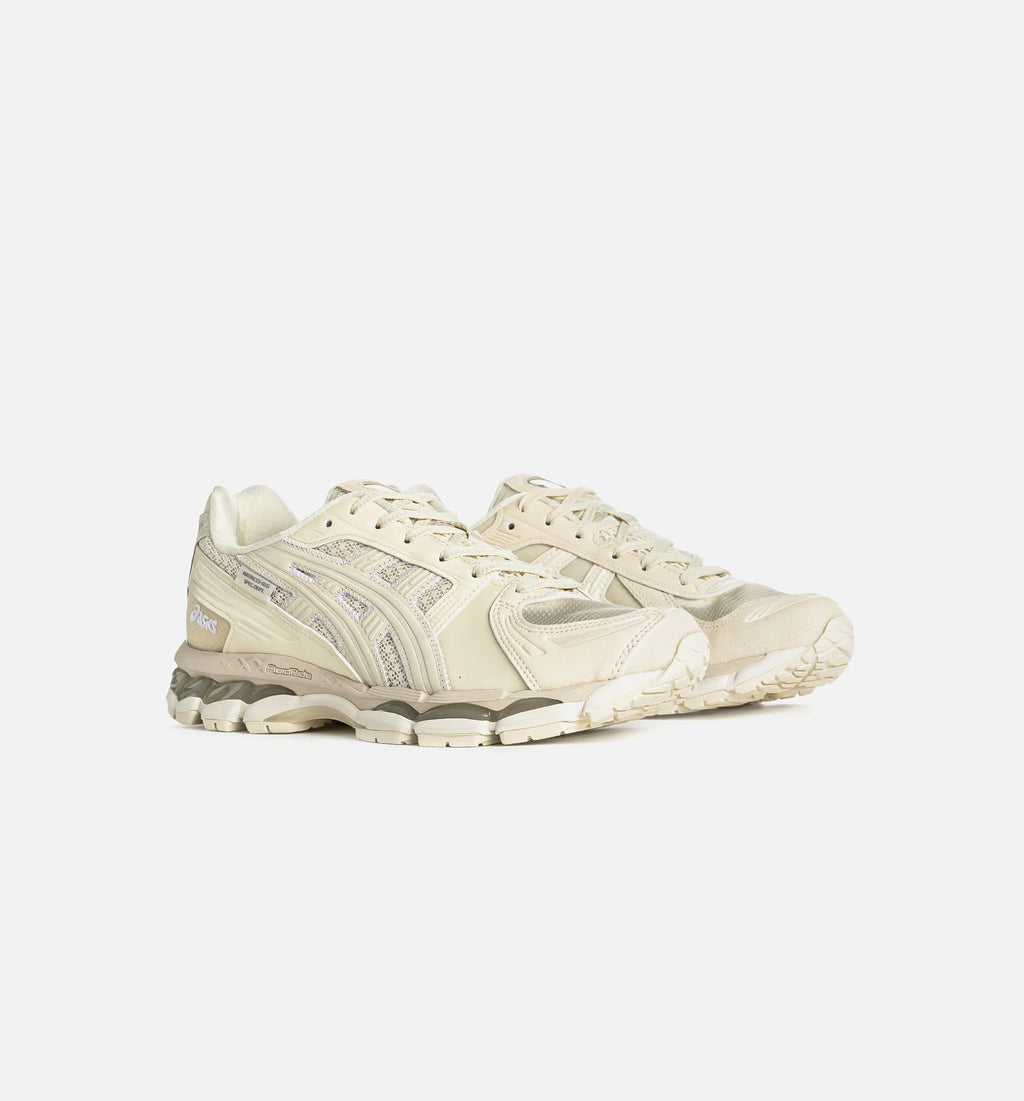 Gel Kayano 121 Invincible MDNS Mens Lifestyle Shoe Beige