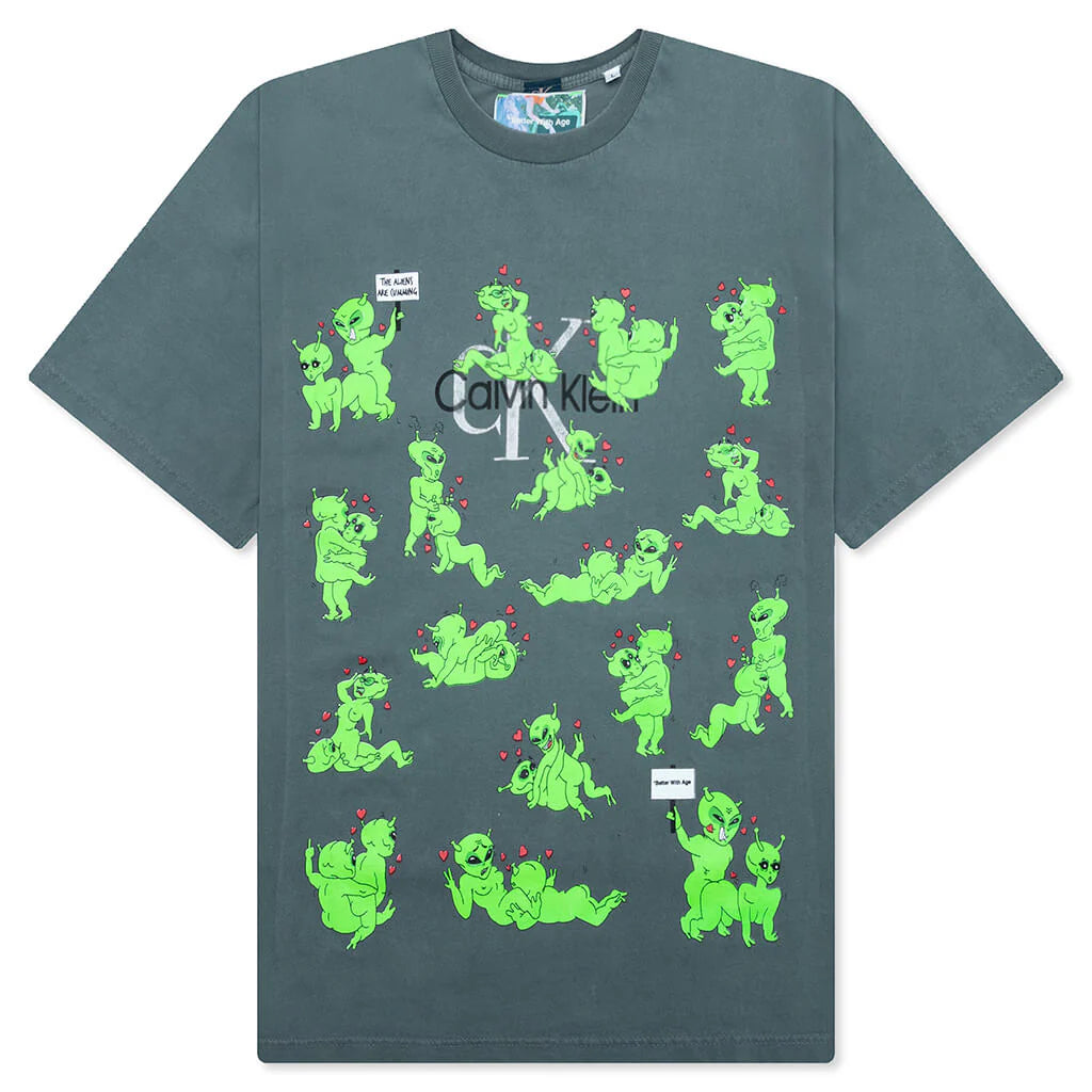 Area 69 Tee Multi