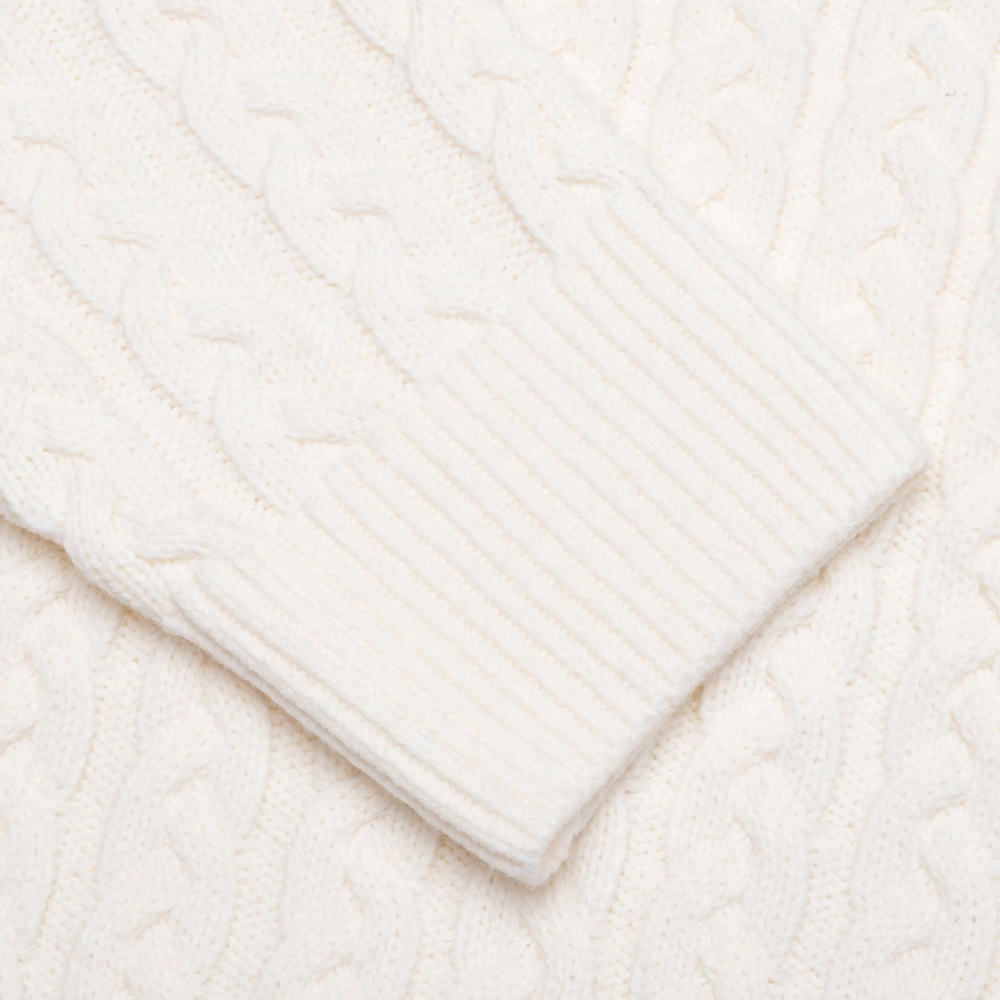 BB Signature Sweater Gardenia