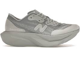 Mens New Balance FuelCell SuperComp Elite v4 Clearance