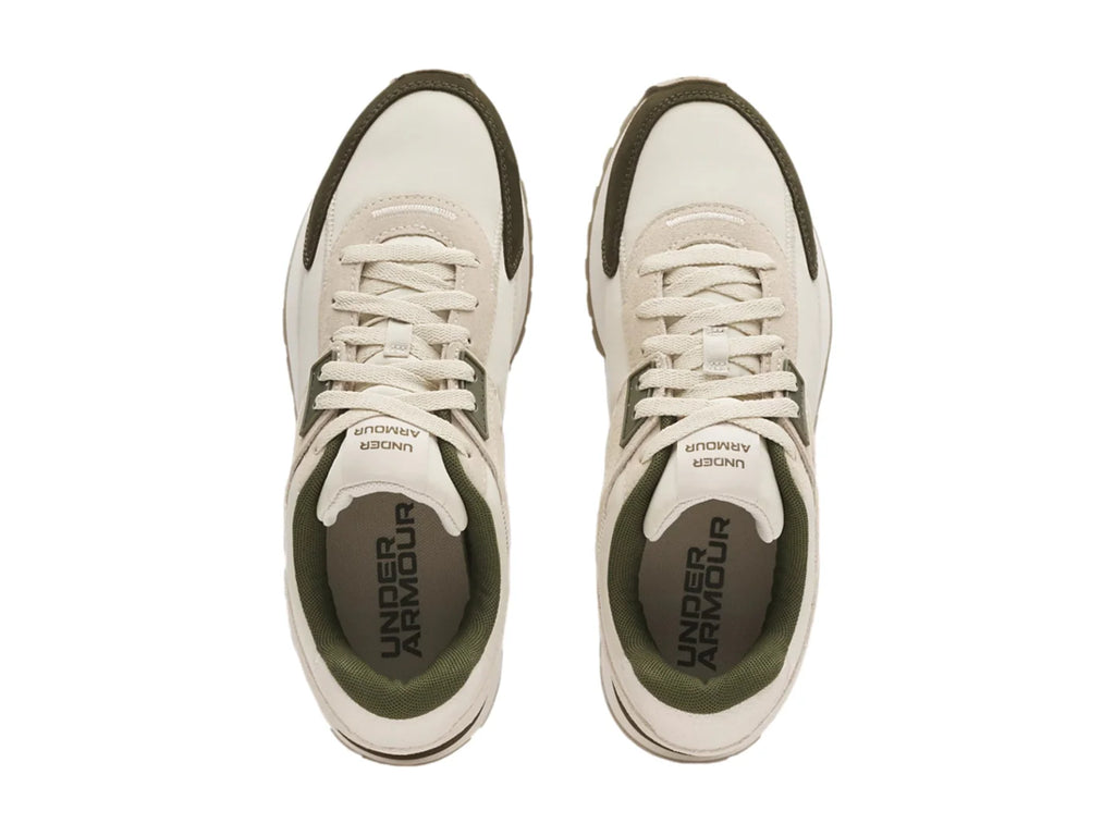 Tenis Under Armour Essential Runner Café para Hombre