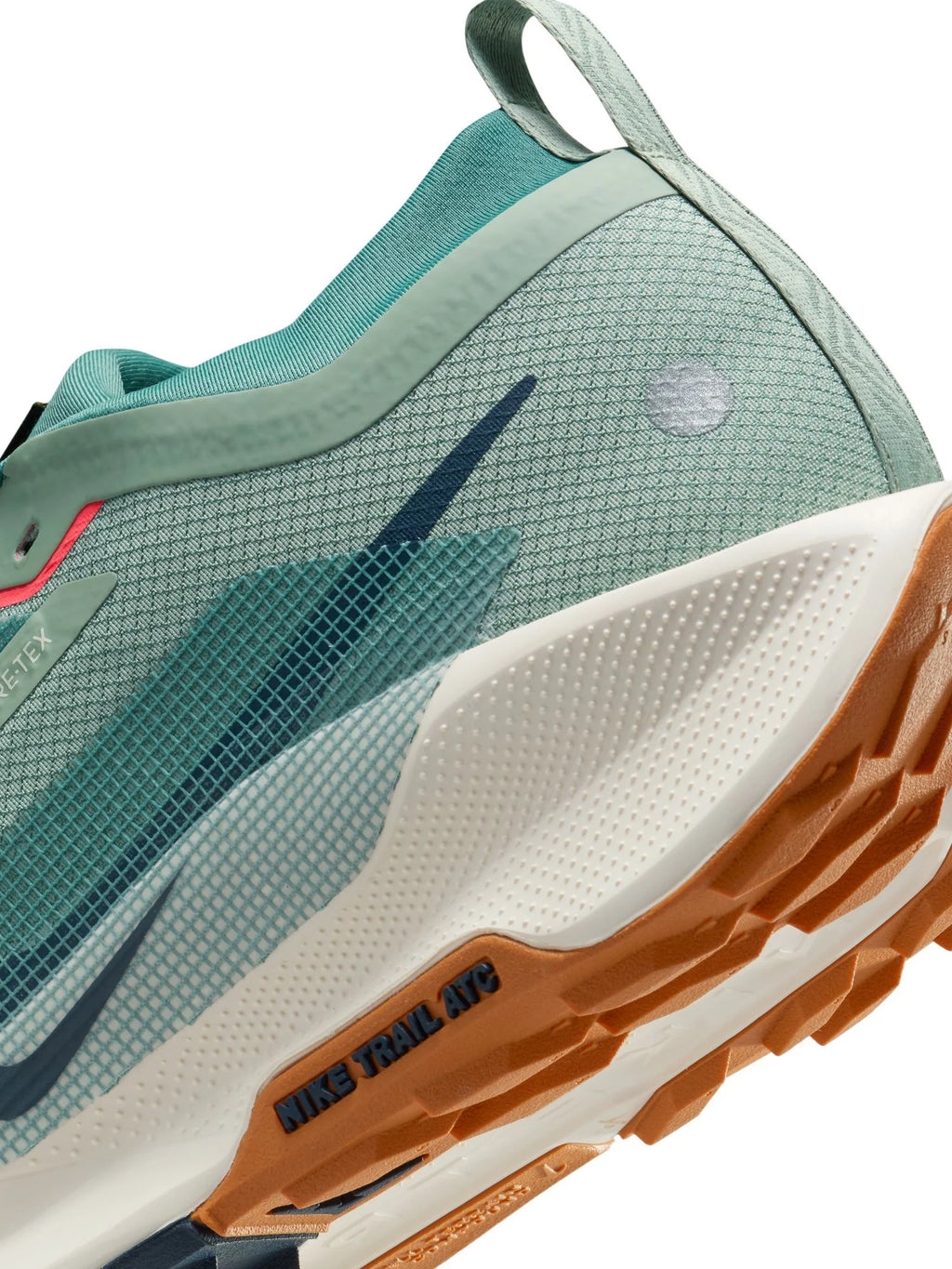 Nike Pegasus Trail 5 GORE TEX Mens Shoes