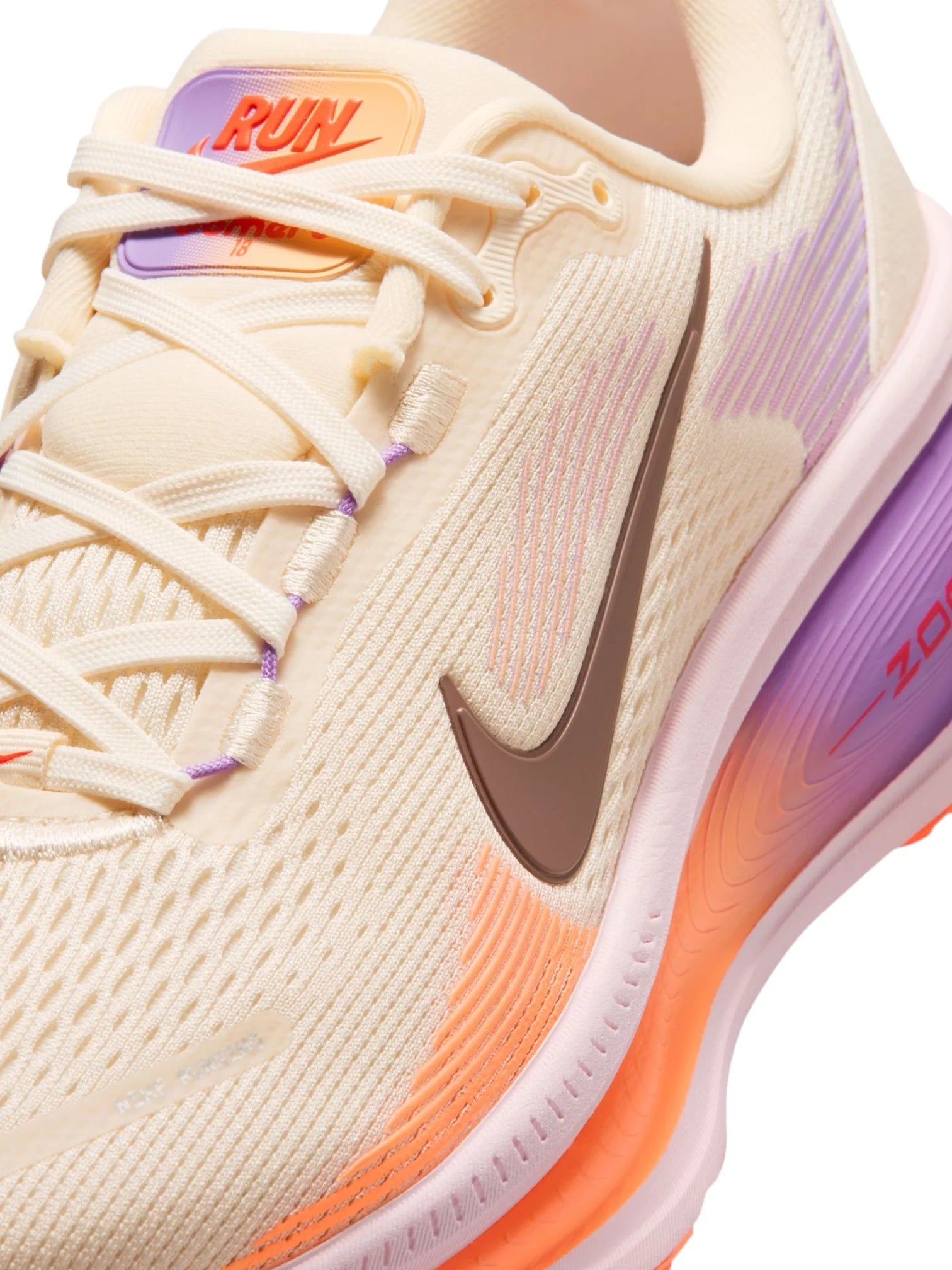 Nike Vomero 18 Womens Shoe