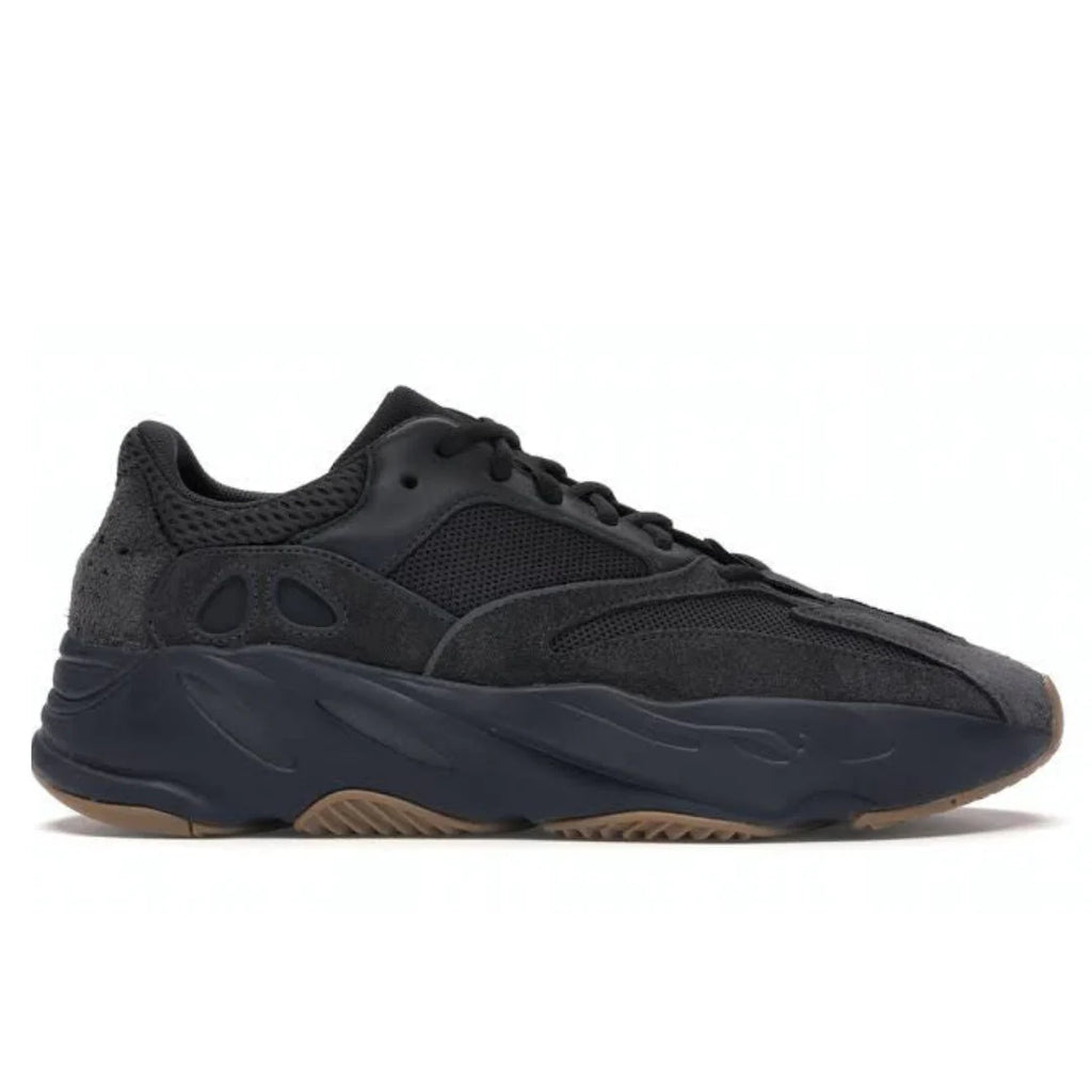 Adidas Yeezy Boost 700 Utility black