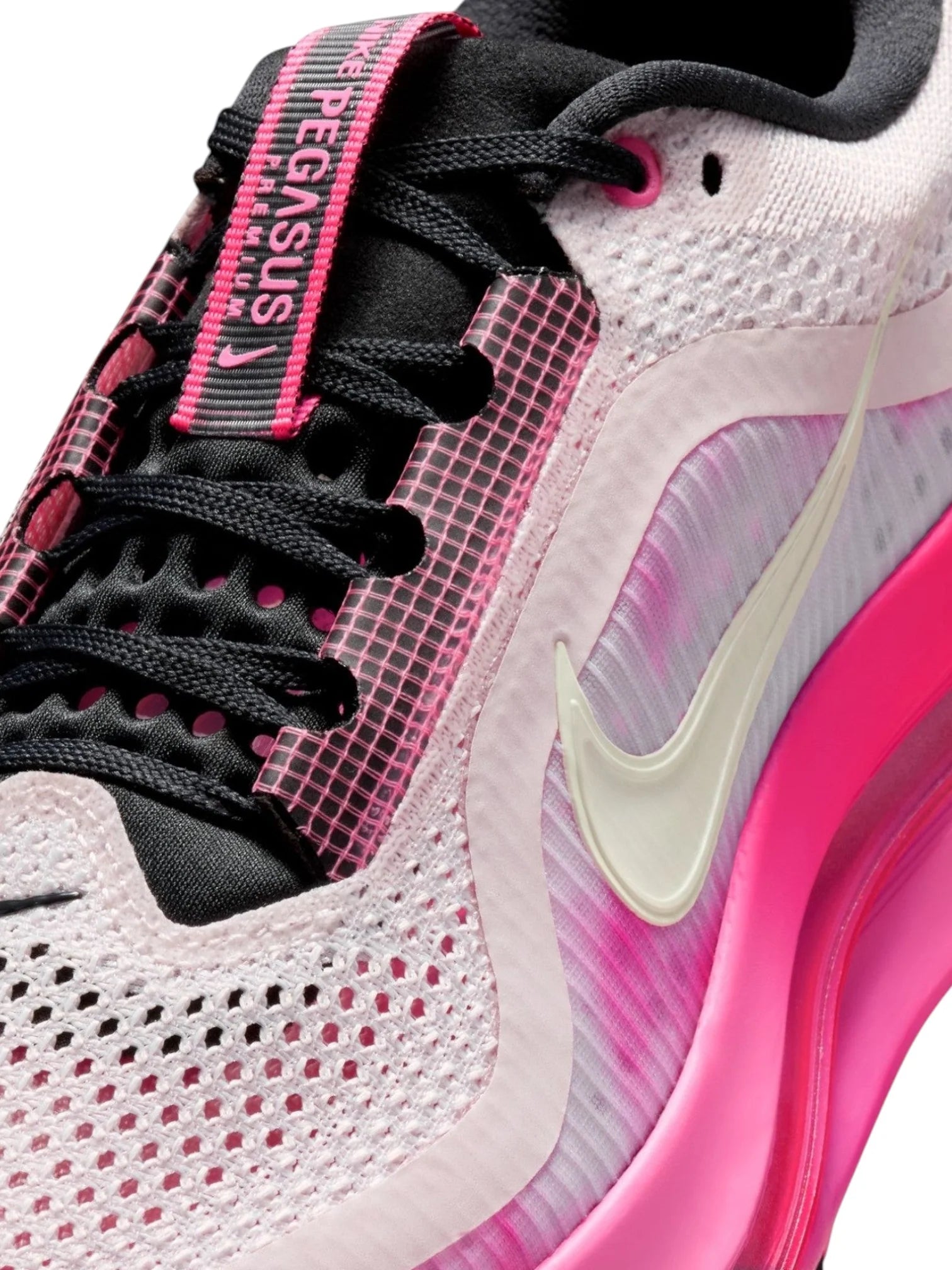 Nike Pegasus Premium Womens Shoes