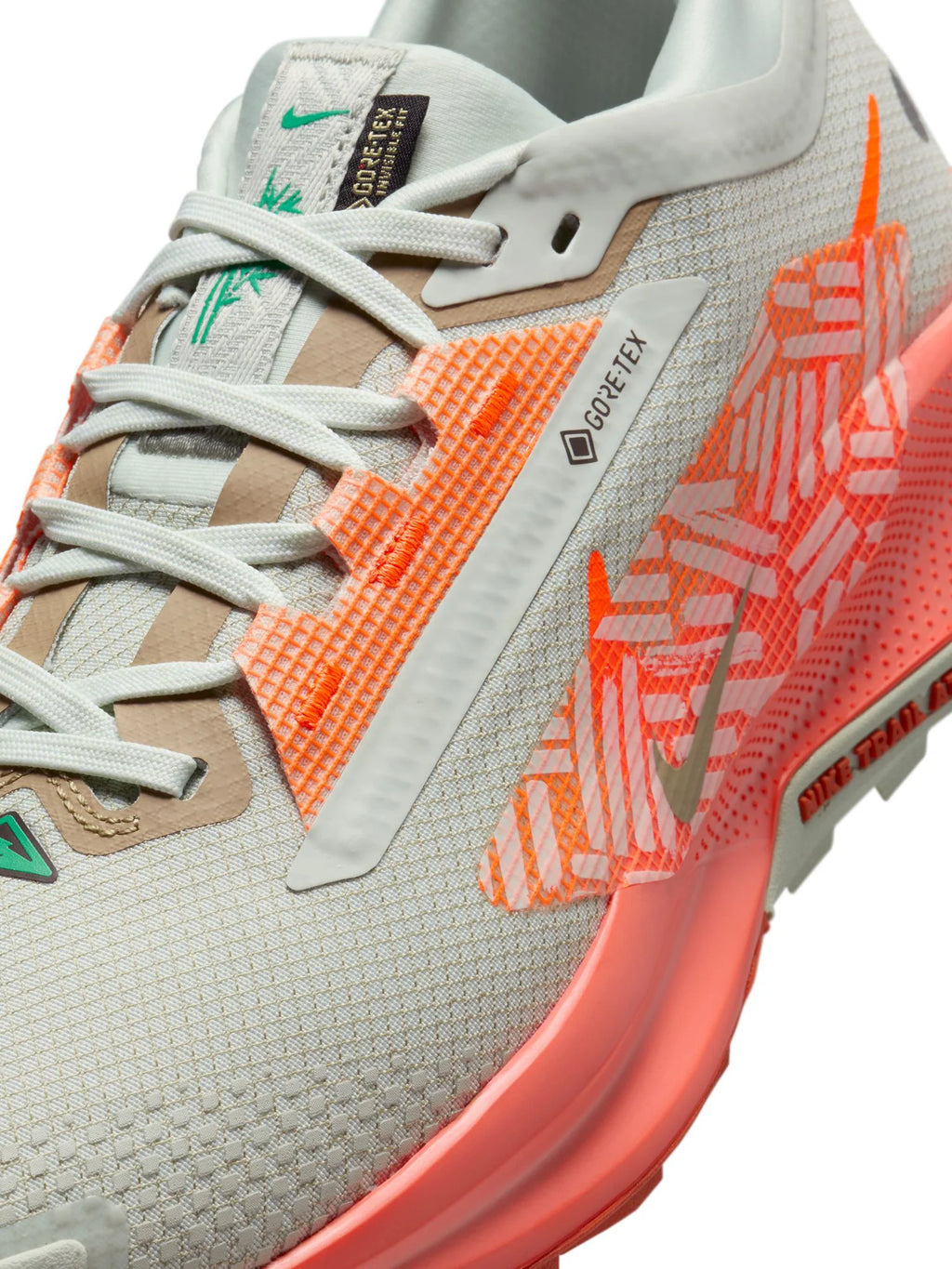 Nike Pegasus Trail 5 GORE TEX Womens Shoes