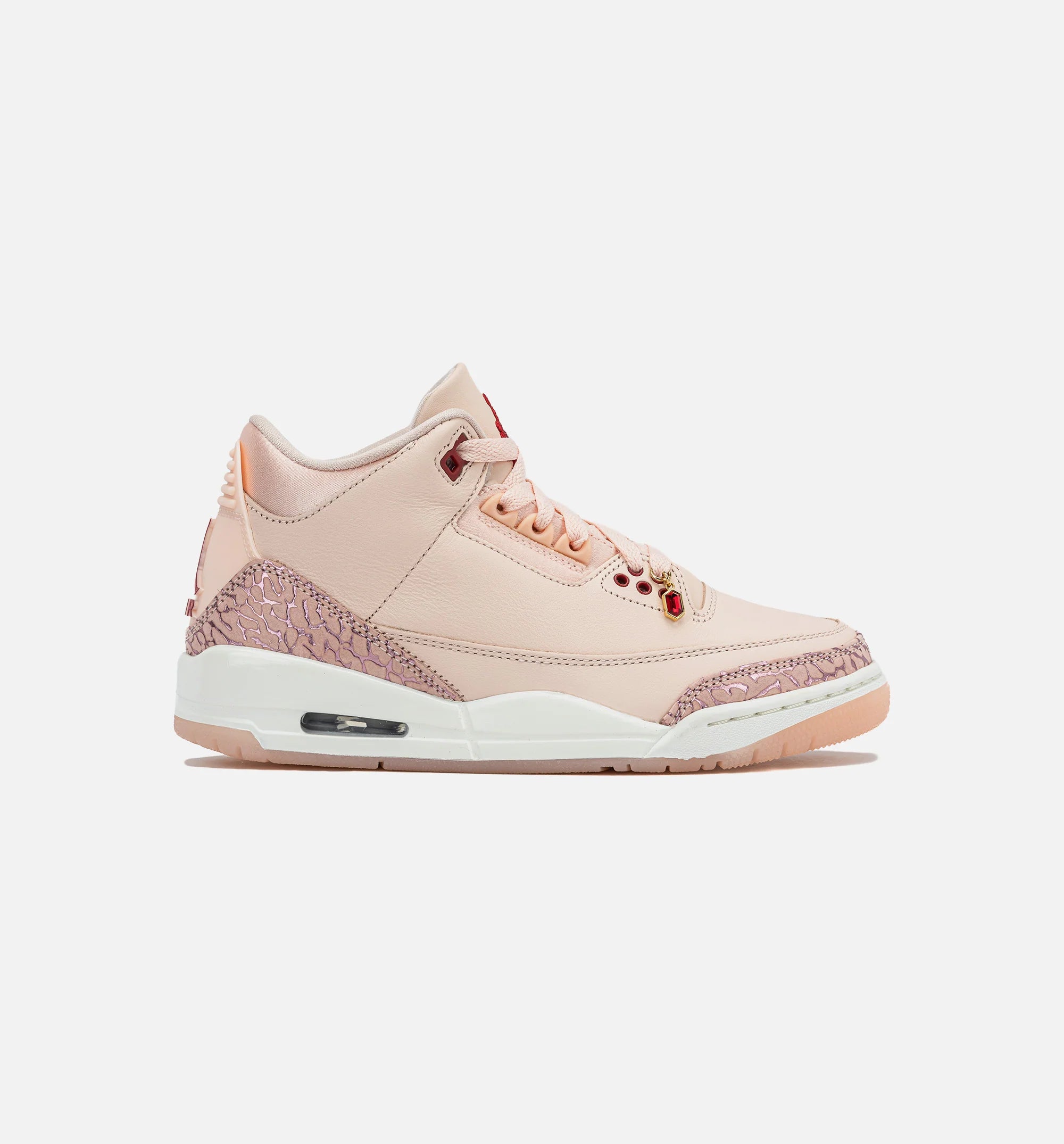 Air Jordan 3 Retro Treat Yourself Womens Lifestyle Shoe Washed Coral Gym Red Sail