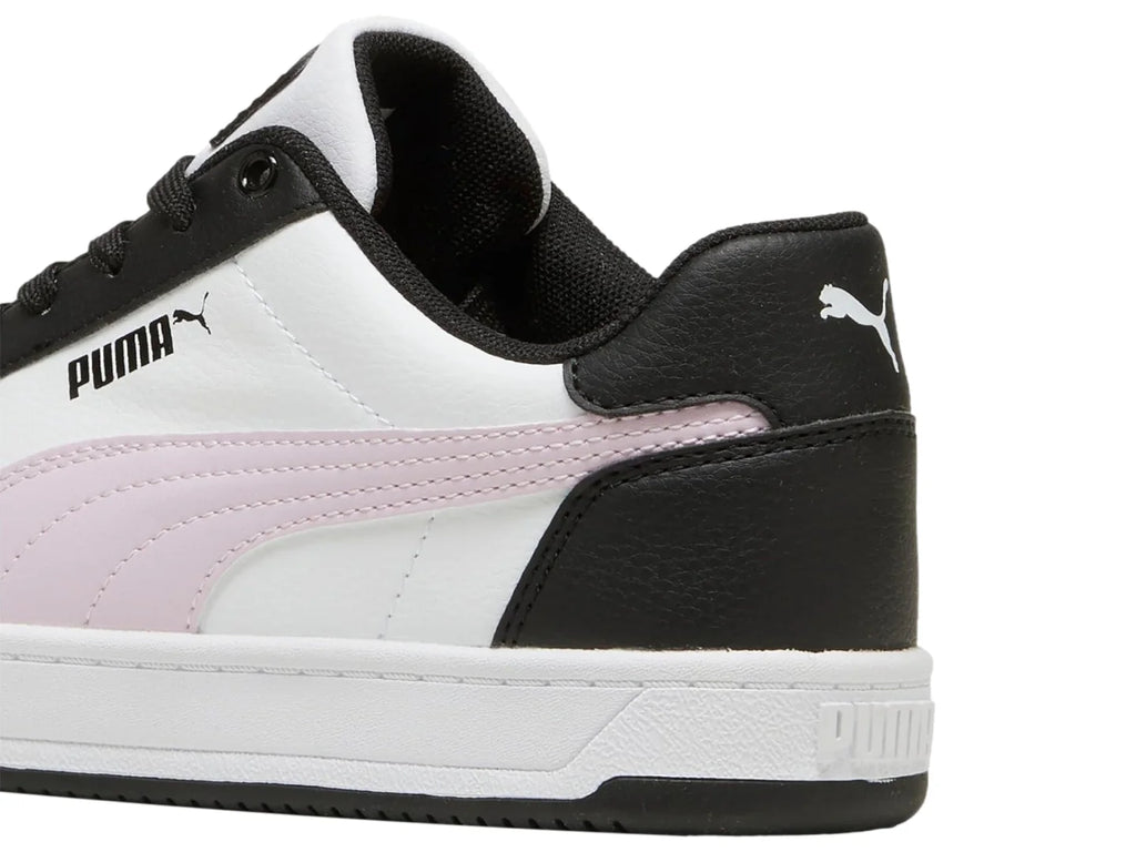 Tenis PUMA Caven 20 Negro y Dorado para Mujer