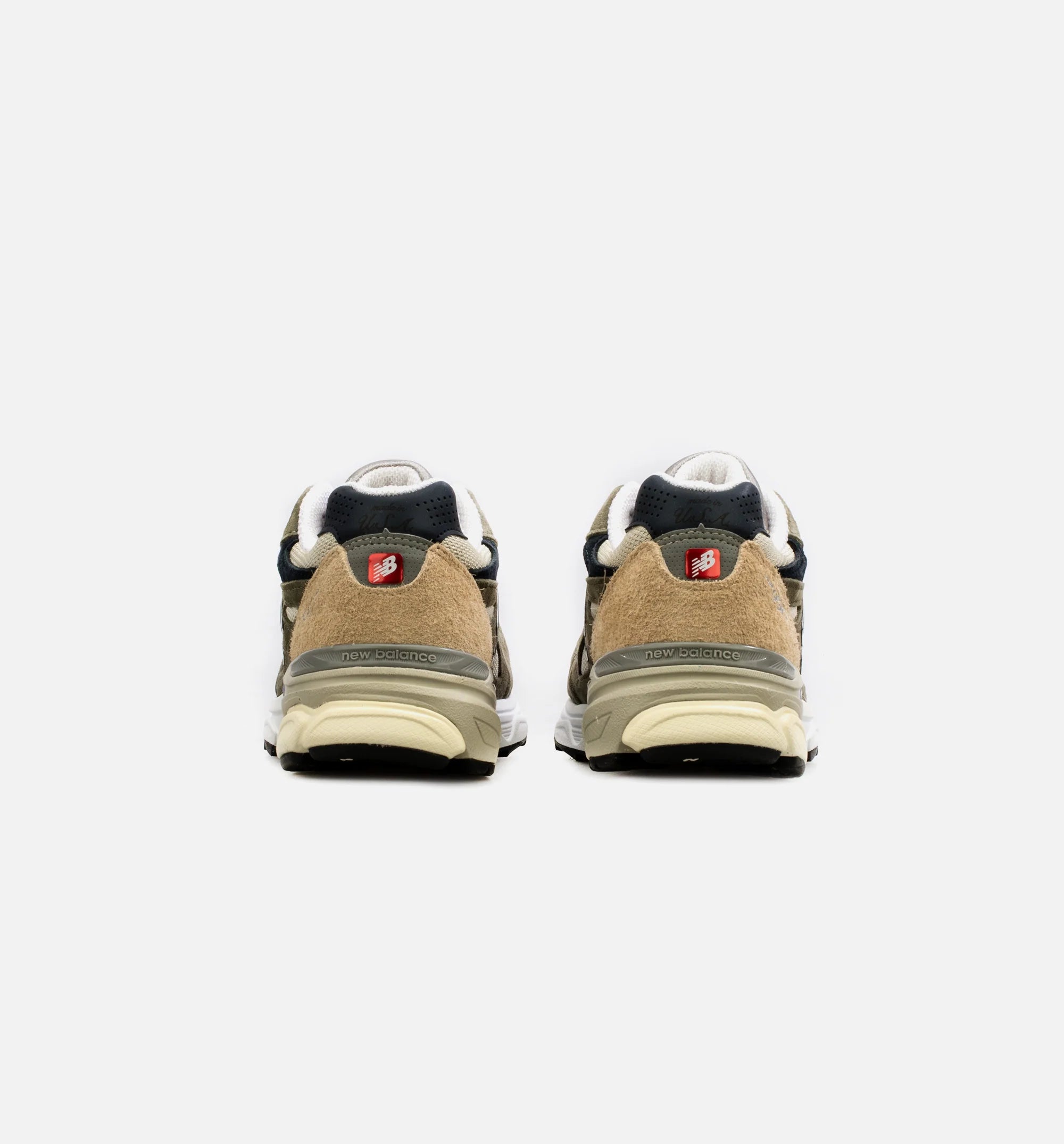 MADE in USA 990v3 Mens Lifestyle Shoe Olive Green White