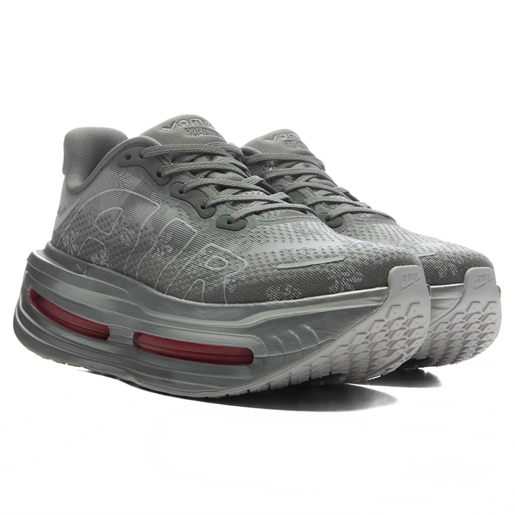 Womens Vomero Premium Fleur De Lis Geyser Grey Peony Metallic Silver
