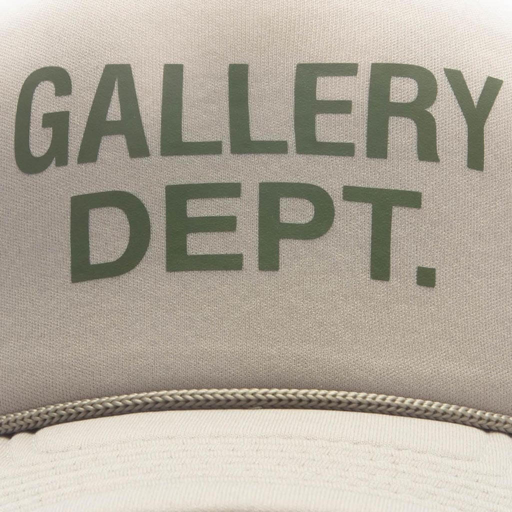 GD Logo Trucker Cap Warm Grey