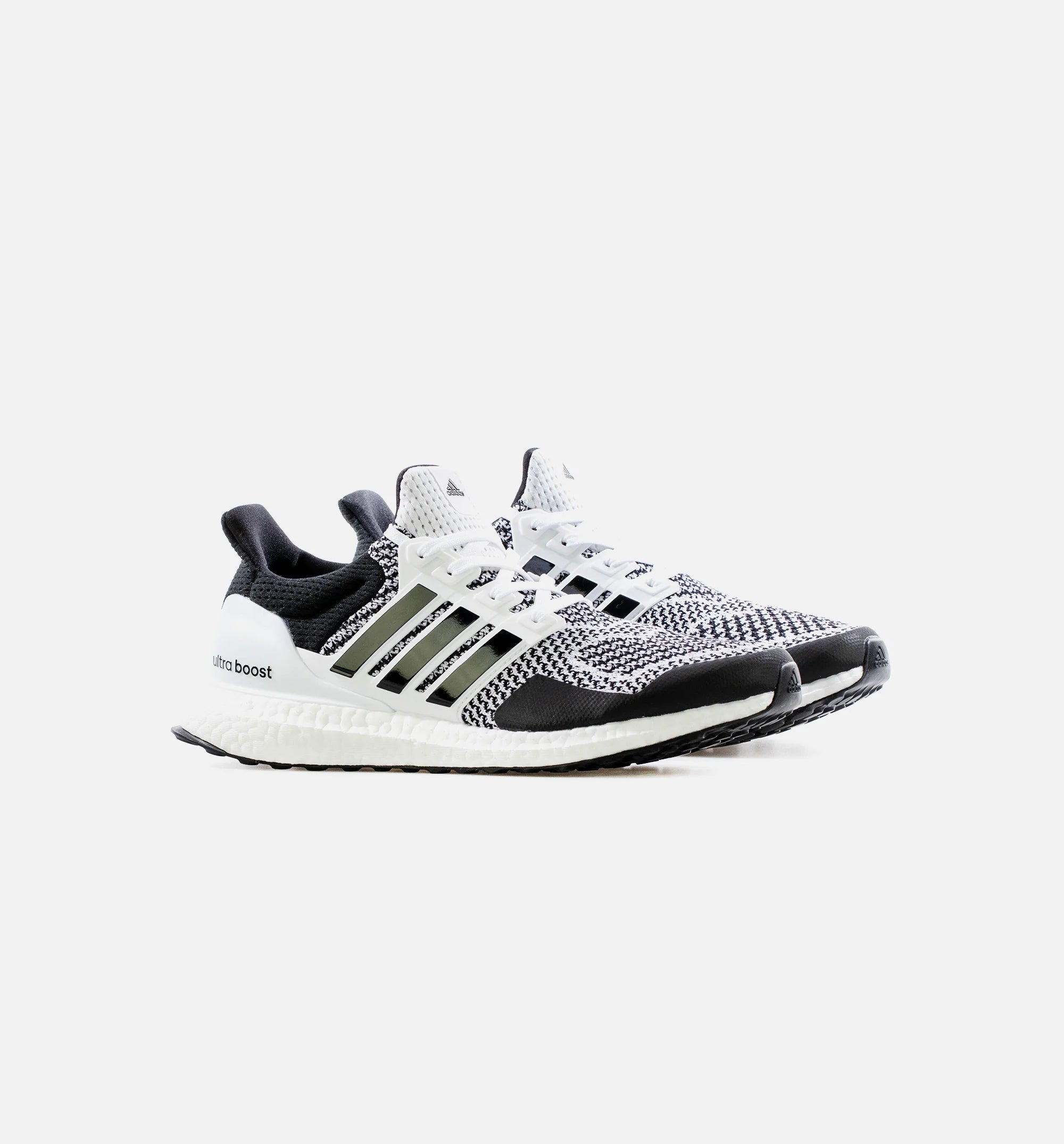 Ultraboost Dna Reflective Mens Running Shoe White Black