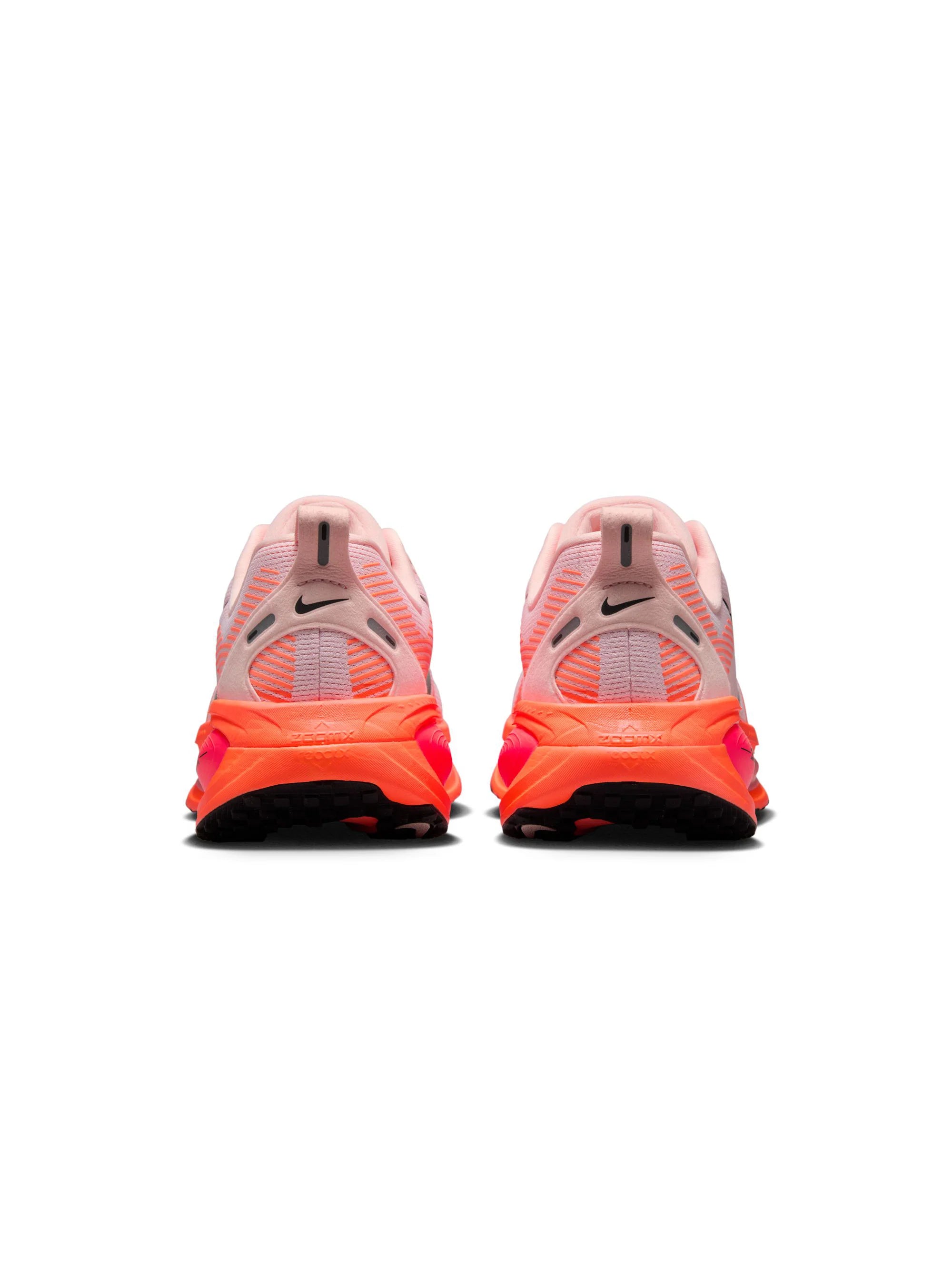 Nike Vomero 18 Womens Shoe