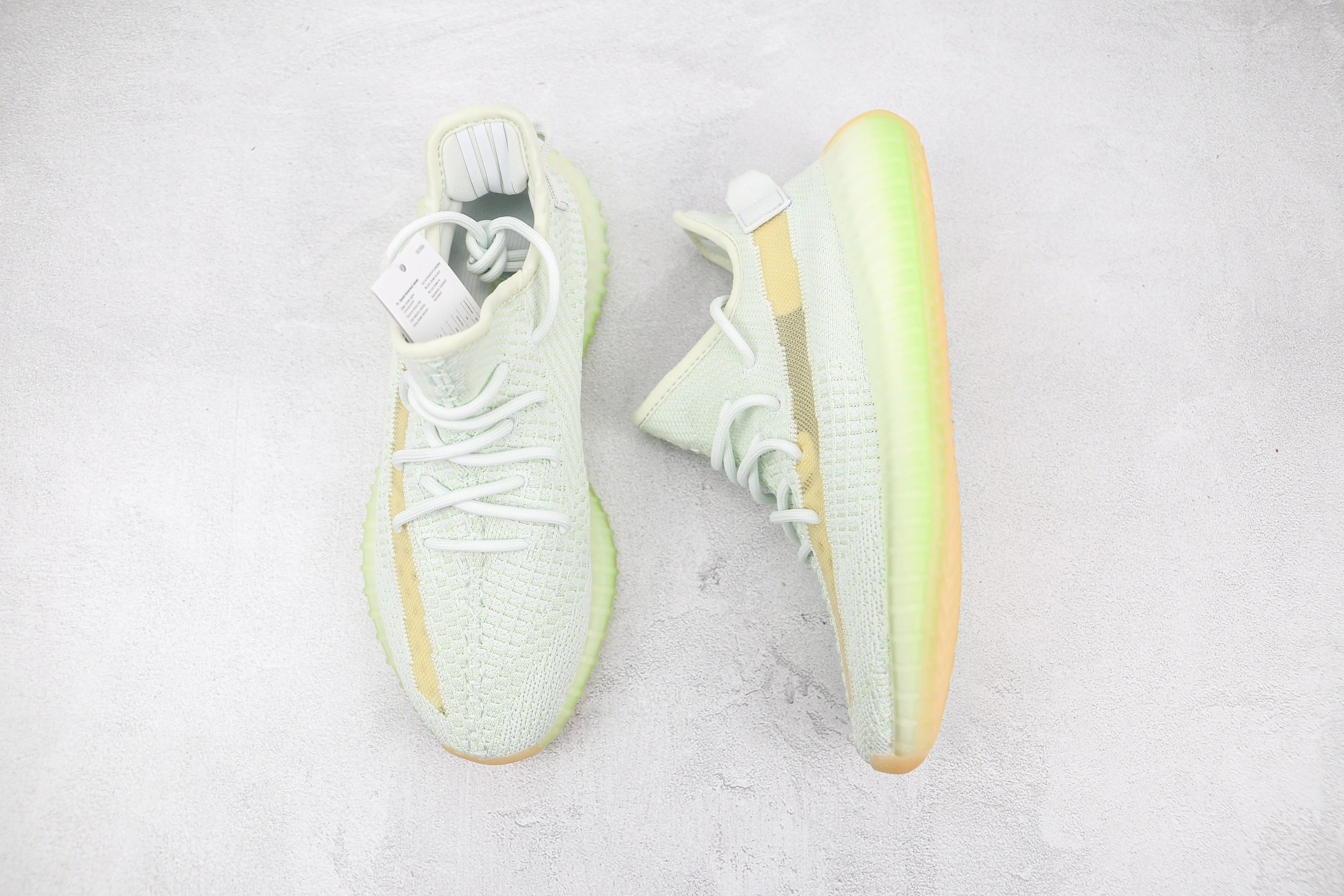 Adidas Yeezy Boost 350 V2 Hyperspace