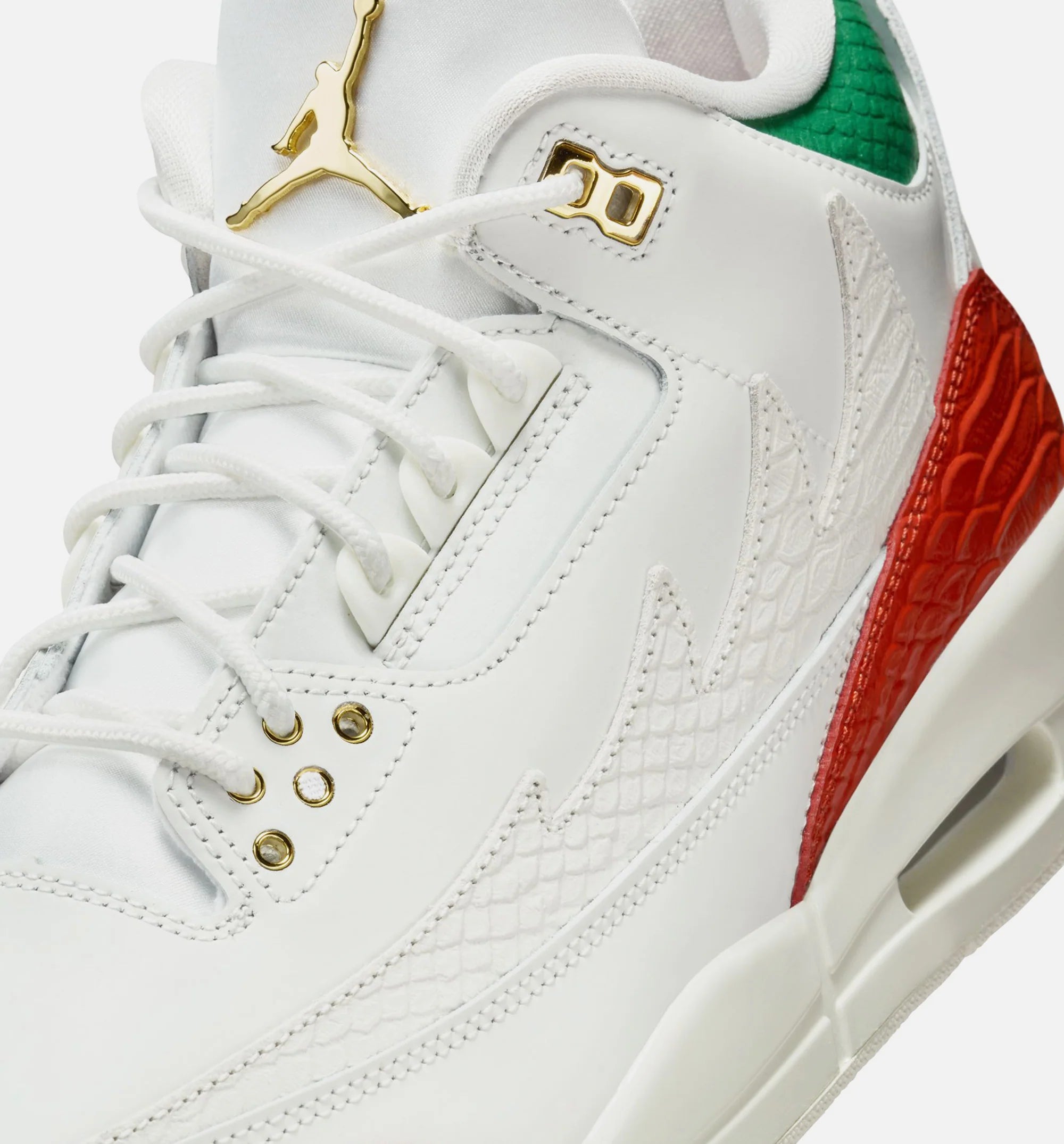 Air Jordan 3 Retro El Vuelo Mens Lifestyle Shoe Summit White Pine Green Dragon Red Metallic Gold