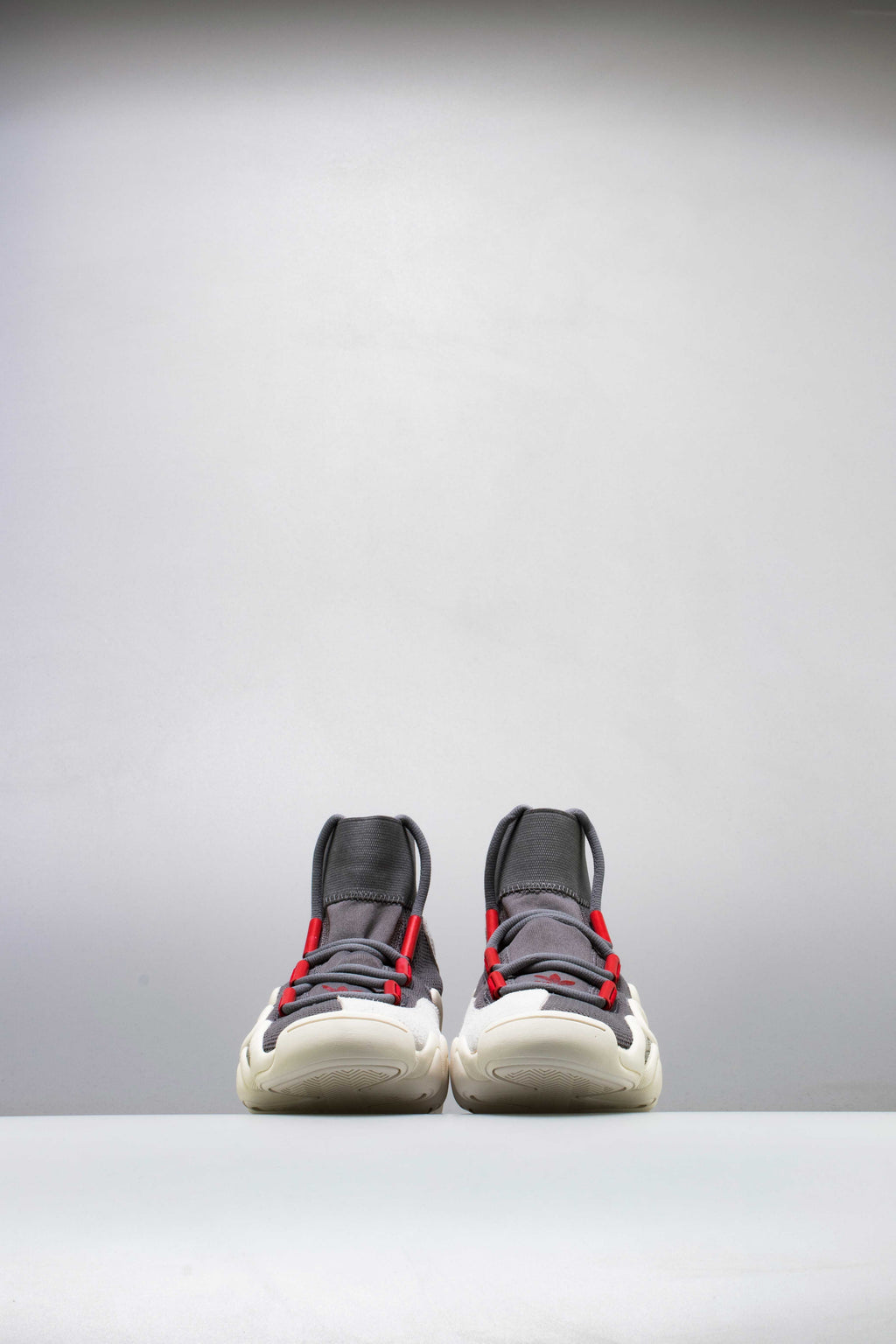 Crazy 8 ADV Mens Shoe Grey Red White