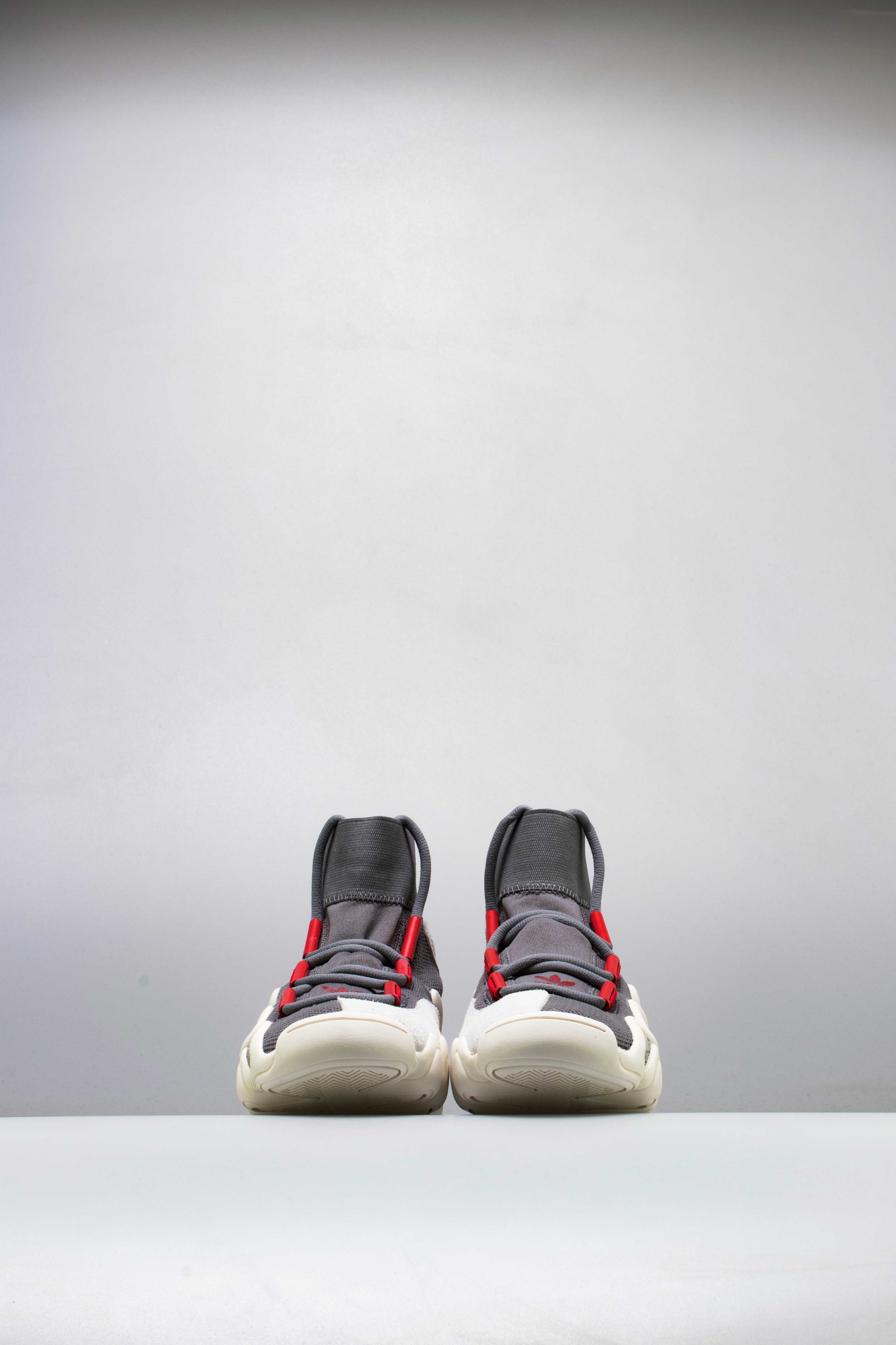 Crazy 8 ADV Mens Shoe Grey Red White