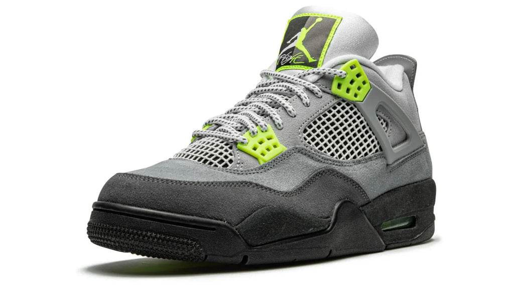 Air Jordan 4 Retro SE Neon