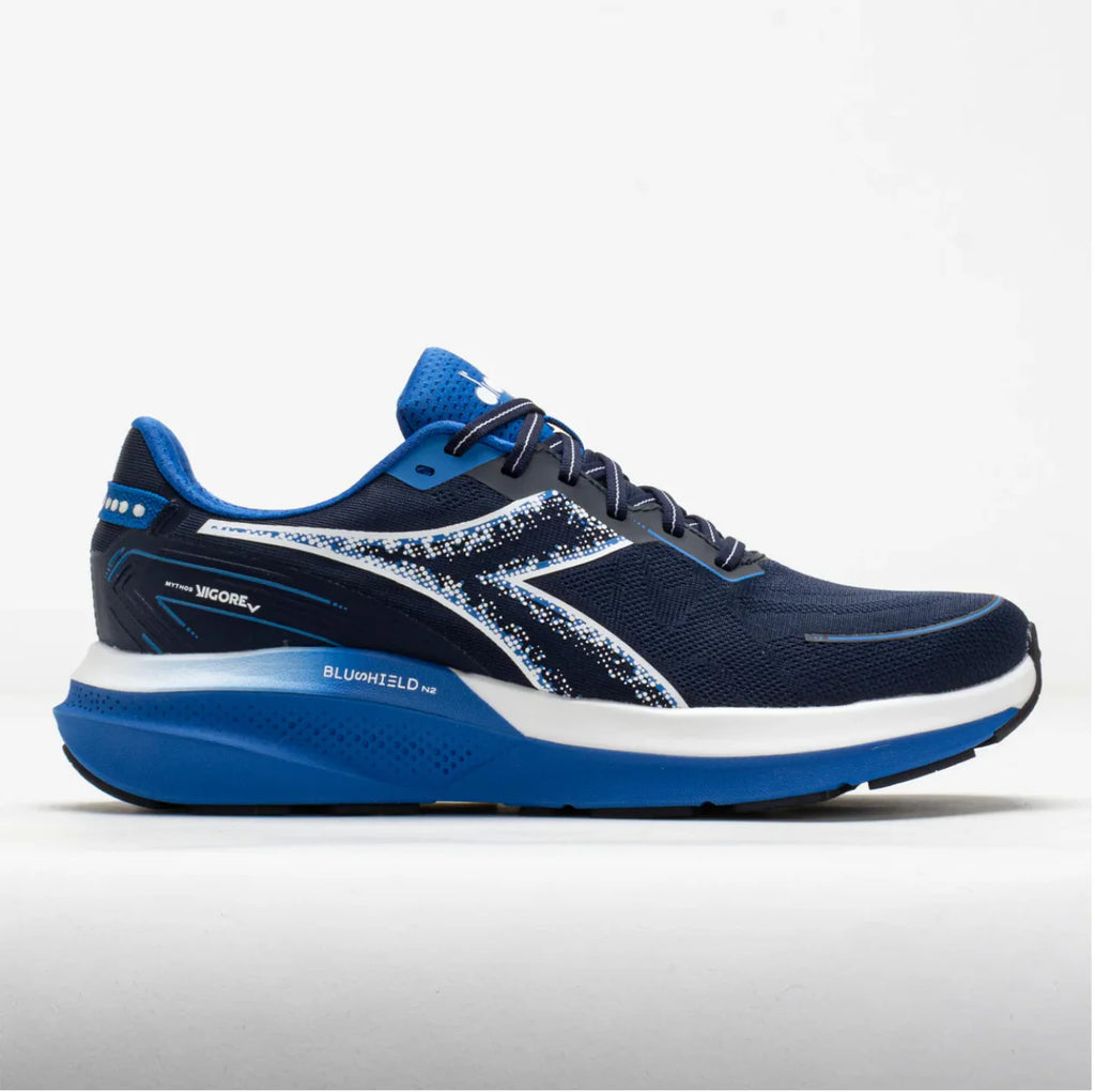Mens Diadora Mythos Blushield Vigore 5 WIDE