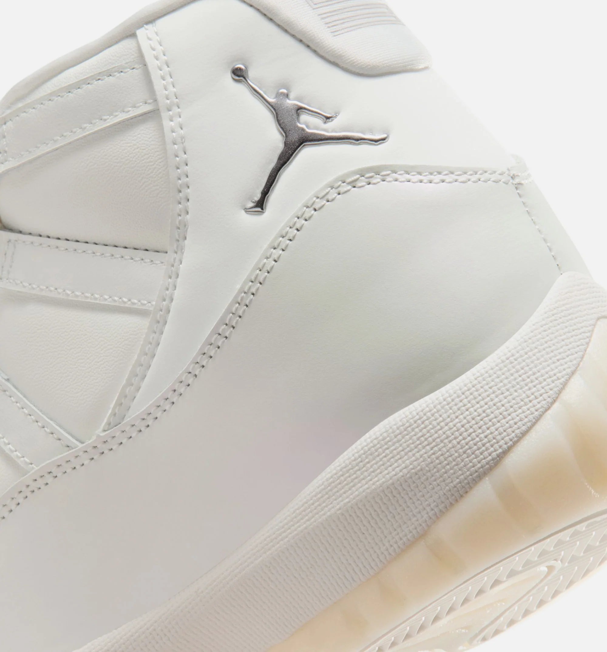 Air Jordan 11 Retro Pearl Womens Lifestyle Shoe Sail Pearl Grey White Metallic Silver
