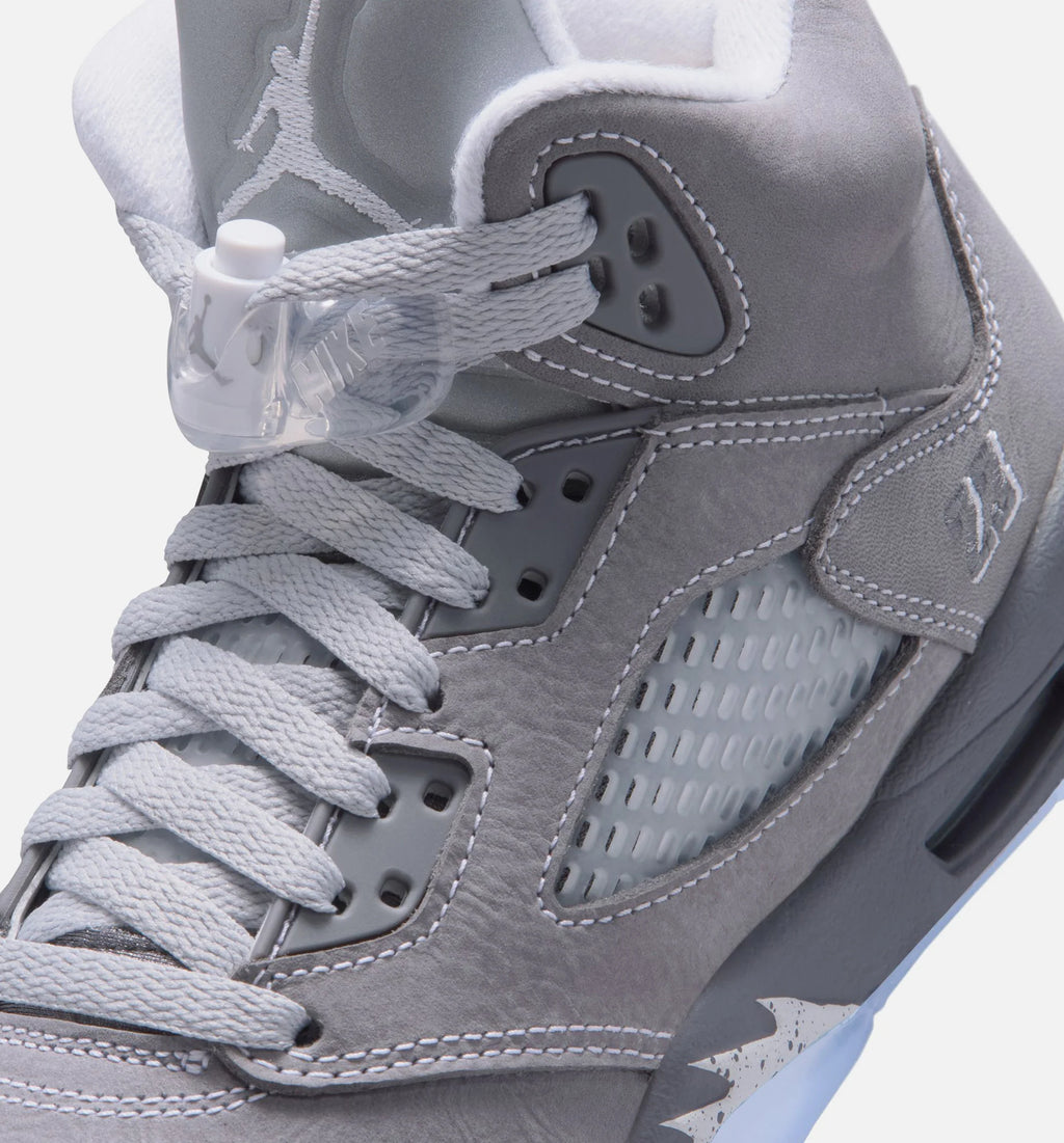 Air Jordan 5 Retro Wolf Grey Grade School Lifestyle Shoe Light Graphite White Wolf Grey