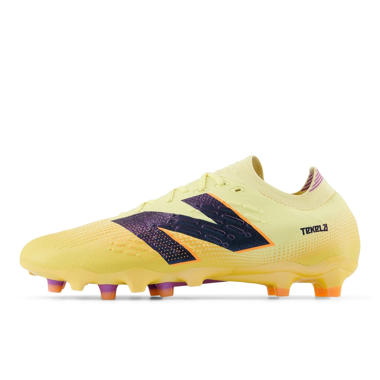 New Balance Tekela Pro Low Firm Ground V4 Parchment