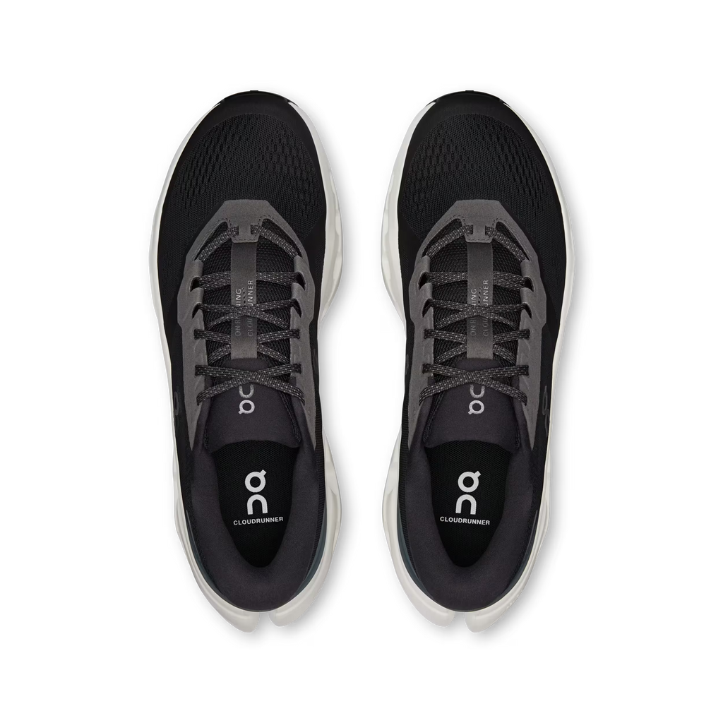Mens On Cloudrunner 3