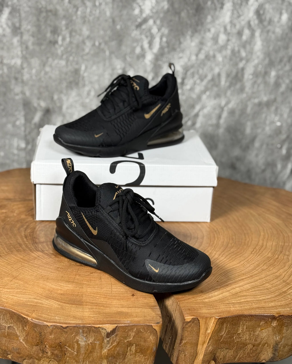 NIKE 270 MODELİ