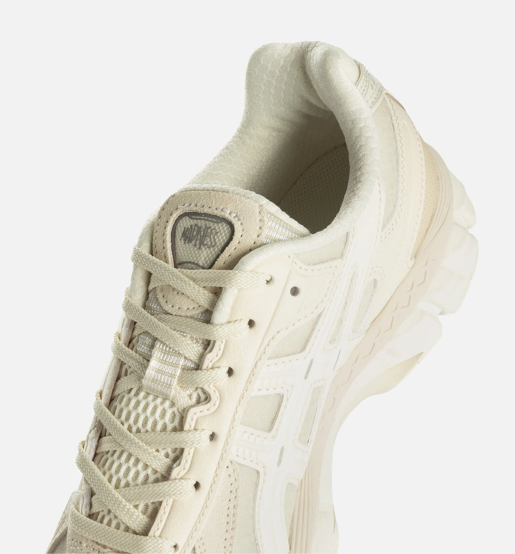 Gel Kayano 121 Invincible MDNS Mens Lifestyle Shoe Beige