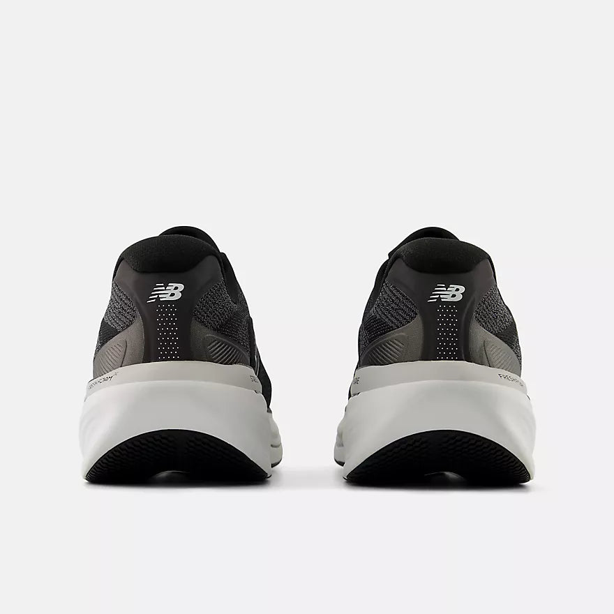 Mens New Balance 860v15