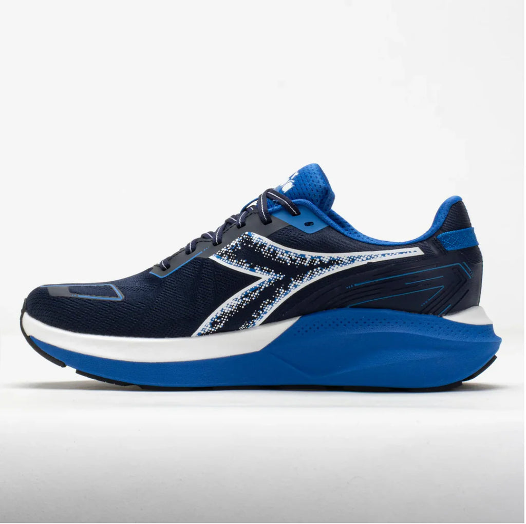 Mens Diadora Mythos Blushield Vigore 5 WIDE